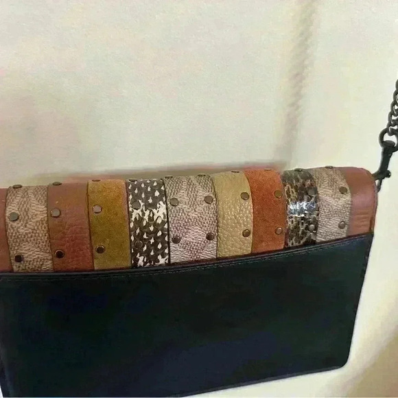 Coach patterned Crossbody Handbag with Rivets - Picture 6 of 8